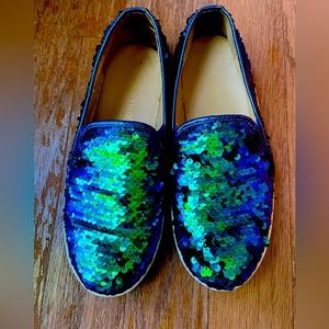 Sparkly ✨ “Van like” slip on sneaker 👟 gotta love them 💚💙